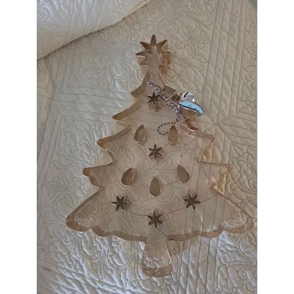 Hallmark Christmas tree cookie cutter nwts